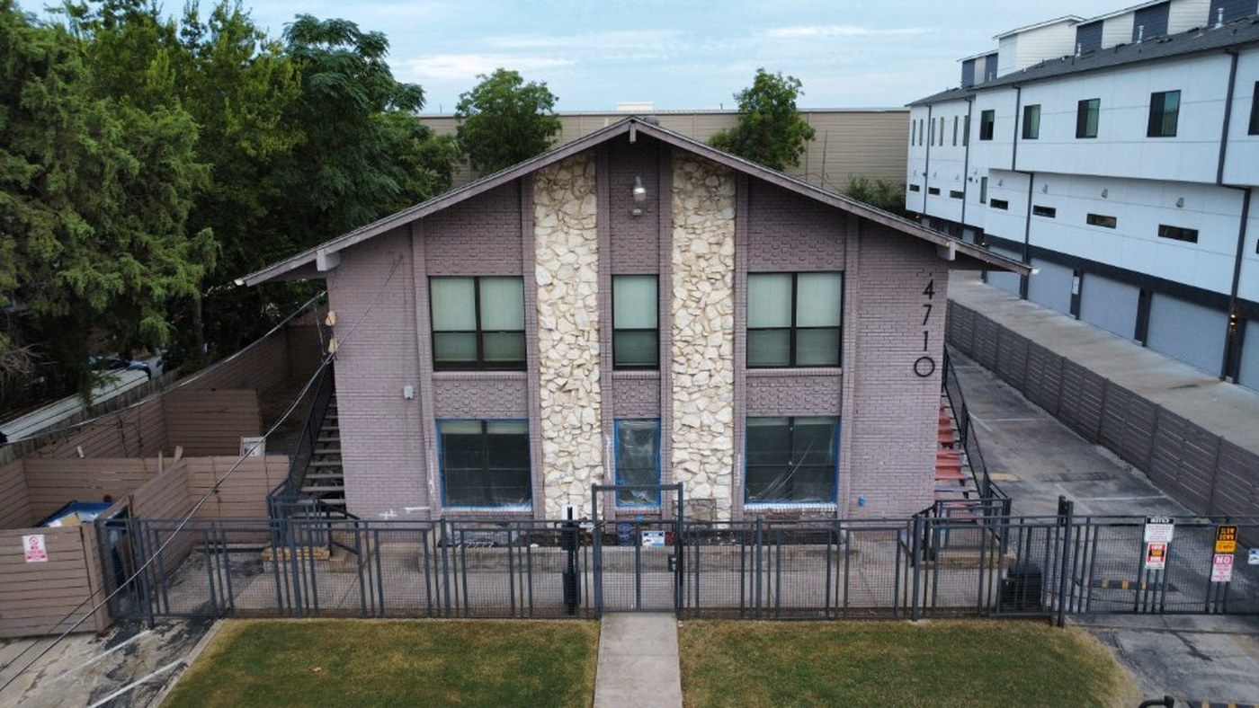 Before: Exterior Painting – Munger Ave, Dallas